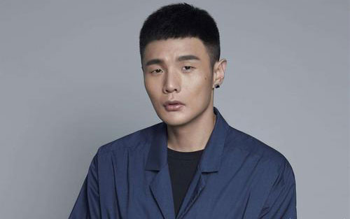 《年少有为》尤克里里谱弹唱版 原调六线谱_精选版_李荣浩