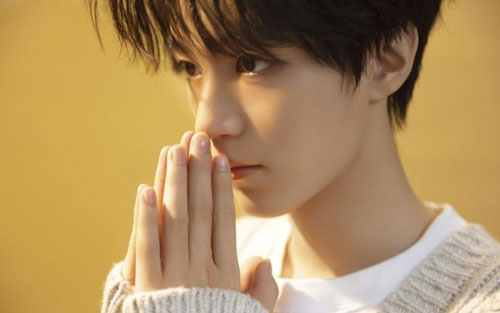 《冷暖》尤克里里谱弹唱版 G调附前奏_瞄了个艺编配_王俊凯