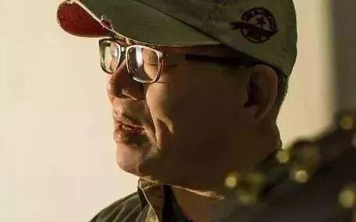 《汉阳门花园》尤克里里谱弹唱版 D调和弦谱_pillow.u编配_冯翔