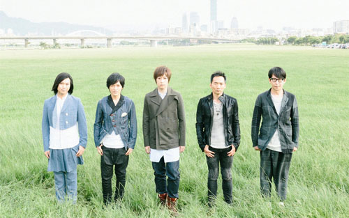 《笑忘歌》尤克里里谱弹唱版 C调附前奏_弹吧小吉他教室编配_五月天