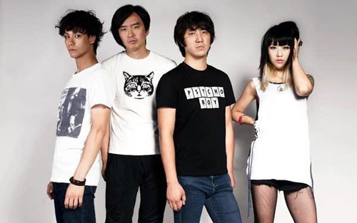 《生活因你而火热》尤克里里谱弹唱版 D调女生版_白熊音乐编配_新裤子