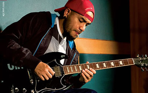 《再见》尤克里里谱弹唱版 F调扫弦版_猫咪音乐编配_张震岳