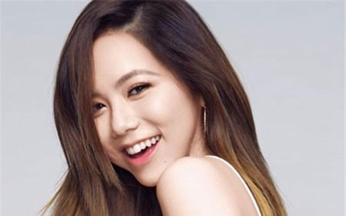 《摩天动物园》尤克里里谱弹唱版 F调扫弦版_白熊音乐编配_邓紫棋