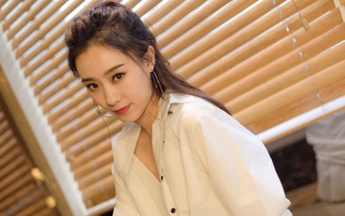 《萱草花》尤克里里谱弹唱版 C调和弦谱 _C柚音乐编配_张小斐