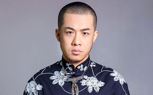 《我们不一样》尤克里里谱弹唱版 C调和弦谱_闲识音学社编配_大壮