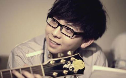 《我只喜欢你》尤克里里谱弹唱版 C调和弦谱_大黄尤克里里编配_胡夏