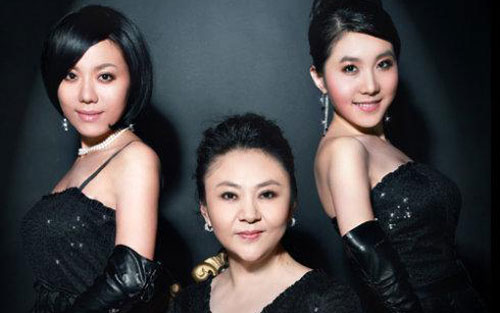 《秋蝉》尤克里里谱弹唱版 C调六线谱_尤克里里中国网编配_黑鸭子