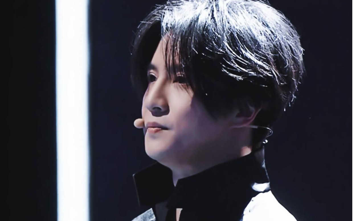 《渡》尤克里里谱弹唱版 A调附前奏_尤克里里中国网编配_薛之谦