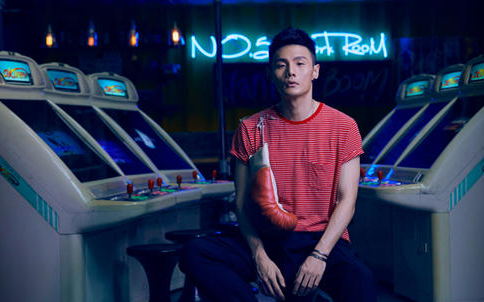 《年少有为》尤克里里谱弹唱版 G调男生版_闲识音学社编配_李荣浩