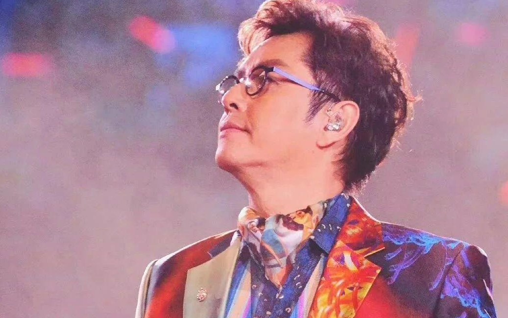 《情缘巴士站》尤克里里谱弹唱版 G调扫弦版_大黄尤克里里编配_谭咏麟