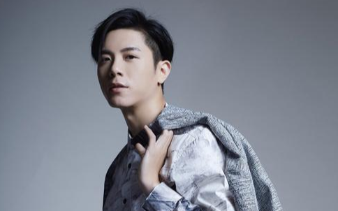 《有没有》尤克里里谱弹唱版 F调男生版_桃子鱼仔编配_韦礼安