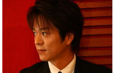 《渐渐被你吸引》尤克里里谱指弹版 C调六线谱_趣弹音乐编配_浅冈雄也