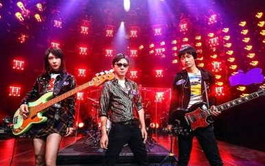 《过时》尤克里里谱弹唱版 C调扫弦版_莉莉克丝编配_新裤子乐队