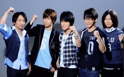 《时光机》尤克里里谱弹唱版 G调六线谱_鱼仔超人编配_五月天