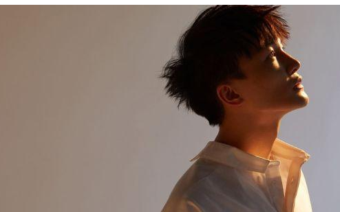 《雪花落下》尤克里里谱弹唱版 C调和弦谱_闲识音学社编配_周深