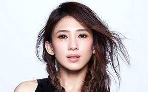 《你要的爱》尤克里里谱弹唱版 F调和弦谱_喵了个艺编配_戴佩妮