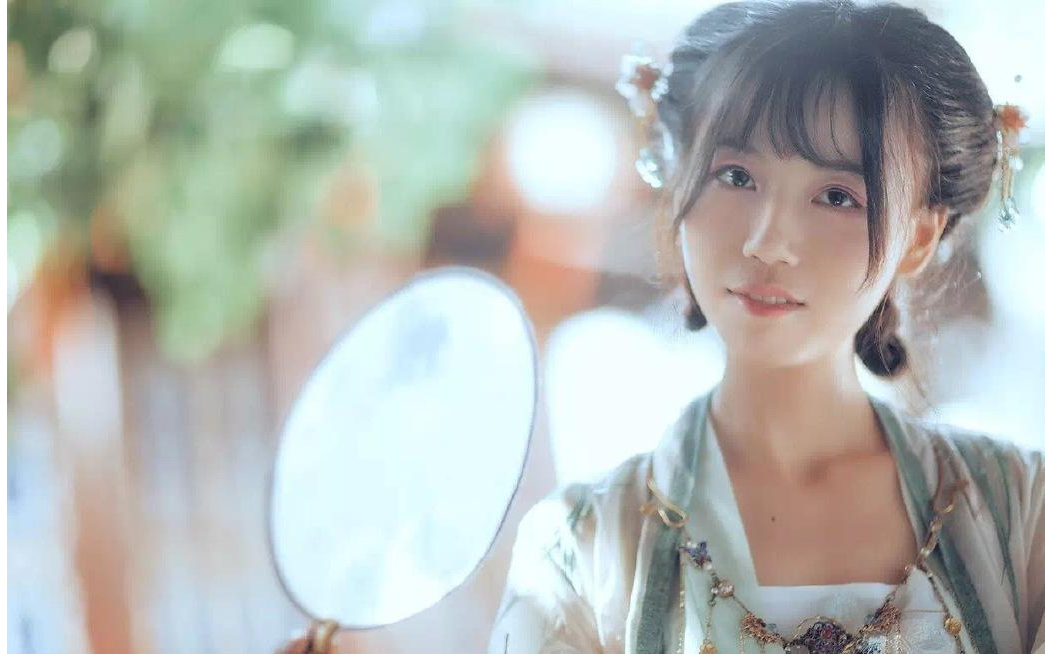 《牵丝戏》尤克里里谱弹唱版 G调六线谱_简单版_银临