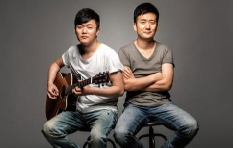 《父亲》尤克里里谱弹唱版 C调和弦谱_趣弹音乐编配_筷子兄弟