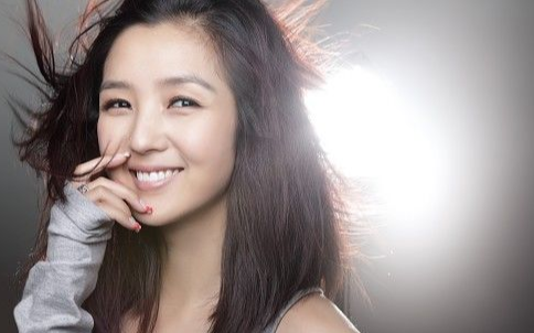 《小永远》尤克里里谱弹唱版 C调和弦谱_闲识音学社编配_何洁