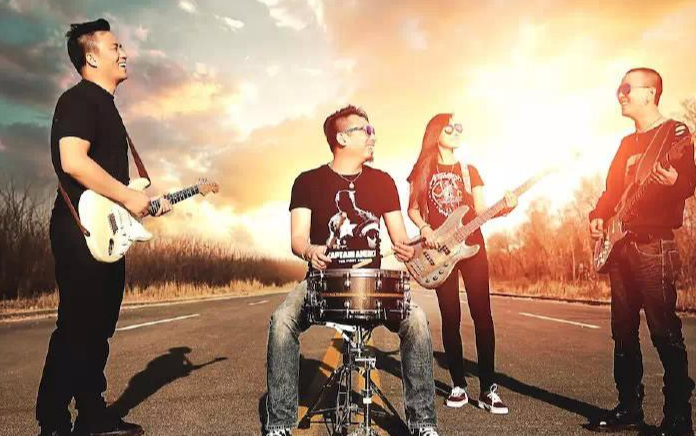 《罗马表》尤克里里谱弹唱版 G调和弦谱_简单版_布衣乐队