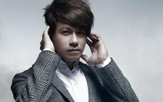 《最近》尤克里里谱弹唱版 G调和弦谱_桃子鱼仔编配_李圣杰