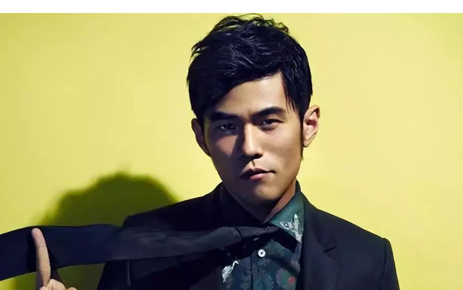 《菊花台》尤克里里谱弹唱版 F调和弦谱_尤克里里中国网编配_周杰伦