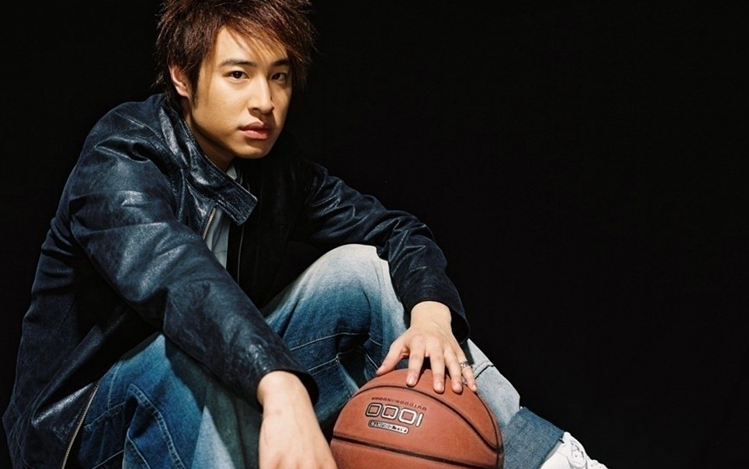 《快乐崇拜》尤克里里谱弹唱版 C调高清版_趣弹音乐编配_潘玮柏