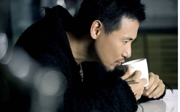 《一千个伤心的理由》尤克里里谱弹唱版 G调和弦谱_男生版_张学友