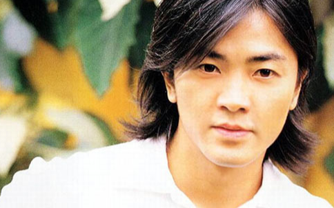 《友情岁月》尤克里里谱指弹版 G调六线谱_音乐之家编配_郑伊健