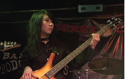 《剪刀刺客》尤克里里谱弹唱版 F调和弦谱_大黄尤克里里编配_大主宰乐团