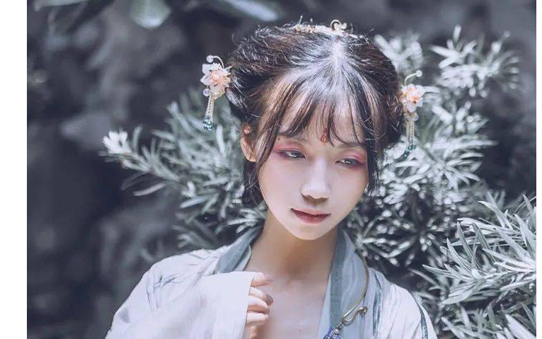 《问琴》尤克里里谱弹唱版 C调高清版_ukulelecn编配_银临