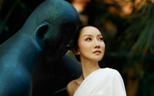 《自由行走的花》尤克里里谱弹唱版 A调和弦谱_音乐之家编配_萨顶顶