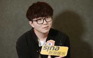 《牧马城市》尤克里里谱弹唱版 F调附前奏_喵了个艺编配_毛不易