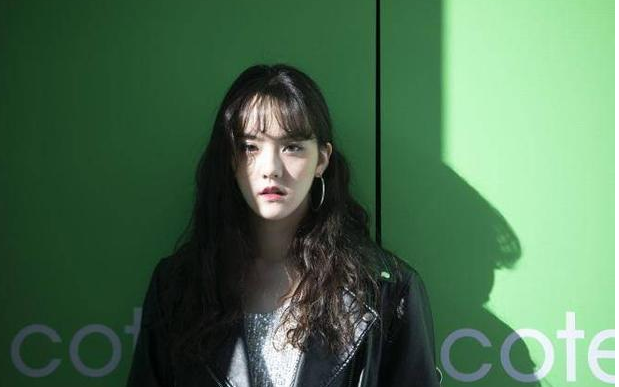 《微微》尤克里里谱弹唱版 C调和弦谱_闲识音学社编配_傅如乔