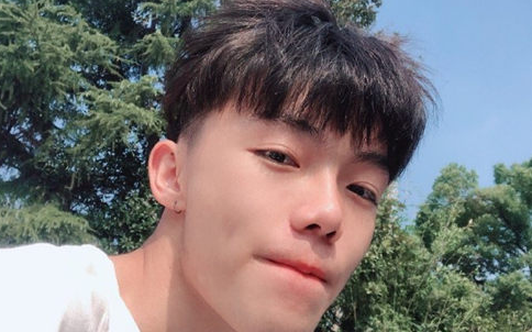 《下山》尤克里里谱指弹版 G调六线谱_闲识音学社编配_要不要买菜