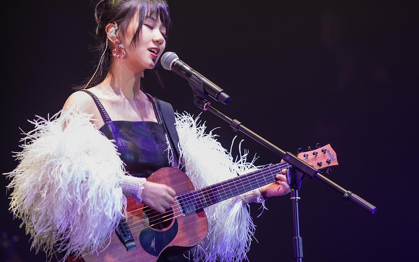 《妄为》尤克里里弹唱谱（谢春花）